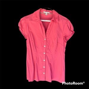 Banana Republic button front blouse fitted cap sleeves peach color size 6
